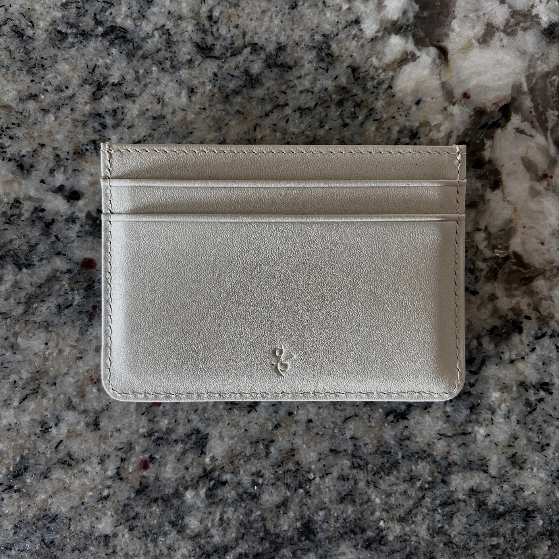White "Spider Lilly" Card Holder